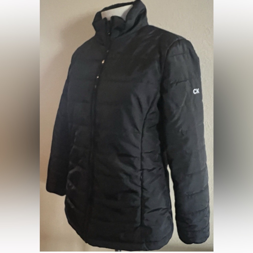 Calvin Klein Women’s Lightweight Puffer jacket
